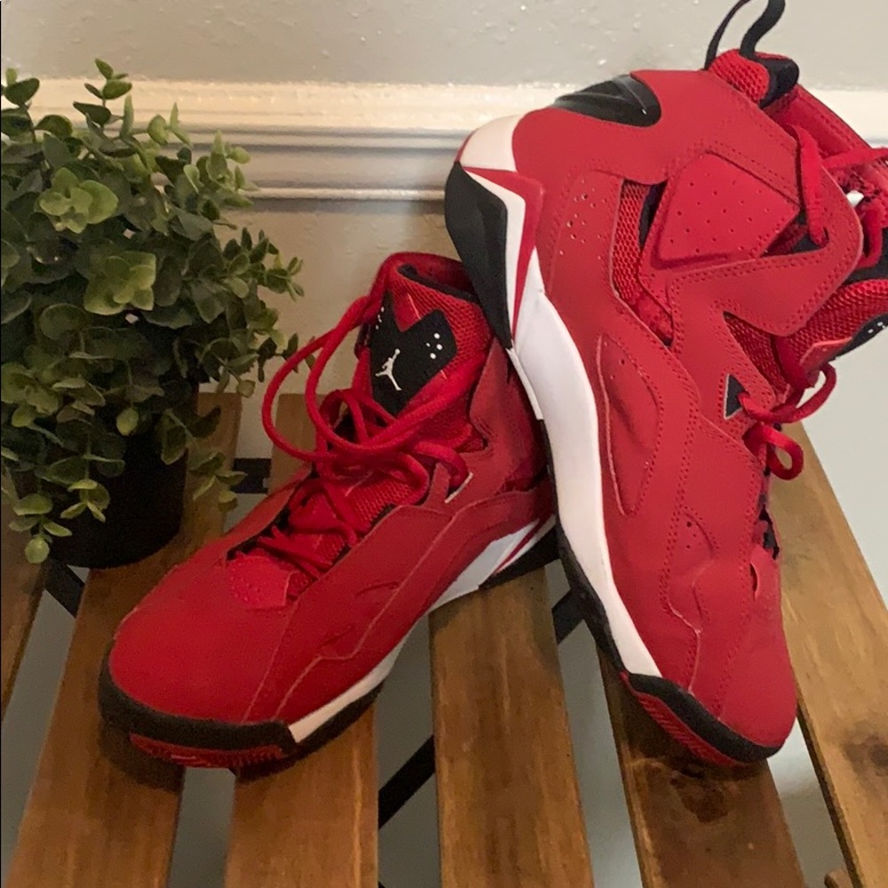 Jordan True Flight Red Size 8 Men’s